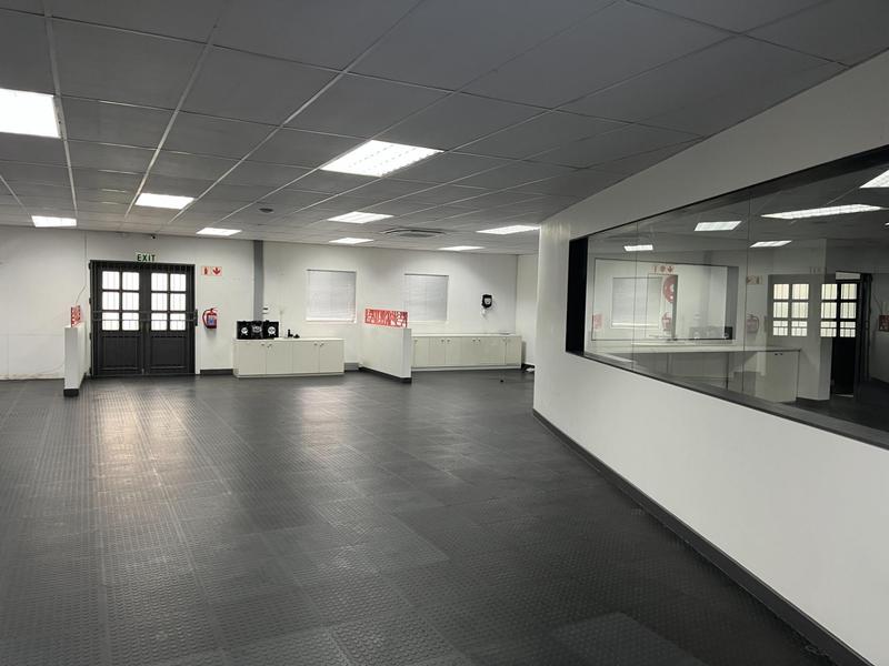 To Let Commercial Property for Rent in Montague Gardens Western Cape
